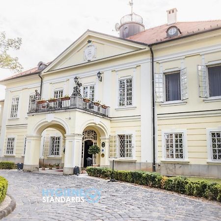 Готель Szidonia Castle Rojtokmuzsaj Екстер'єр фото