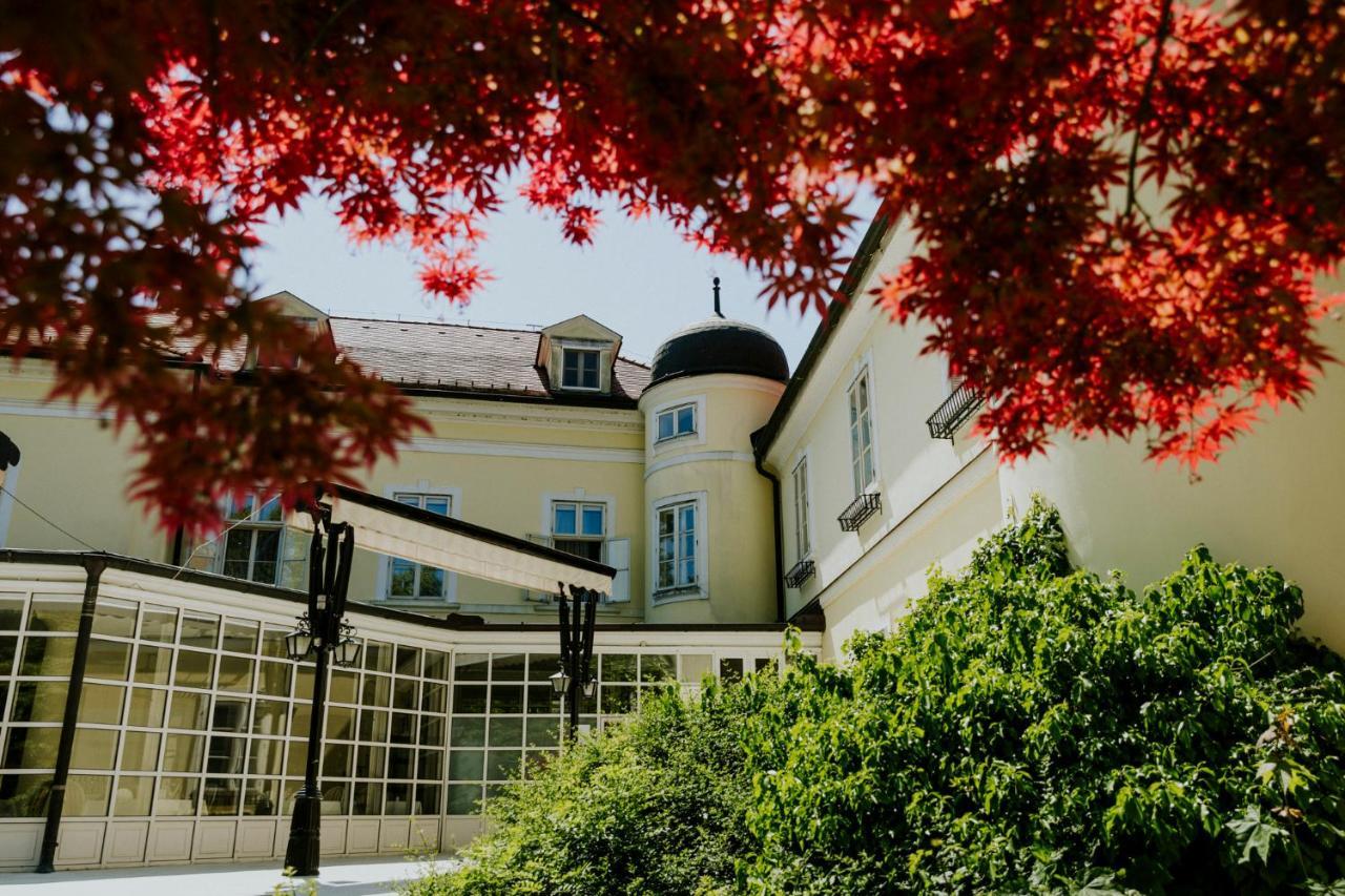 Готель Szidonia Castle Rojtokmuzsaj Екстер'єр фото